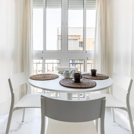 Estudio Centrico Cerca Del Mar Apartman *